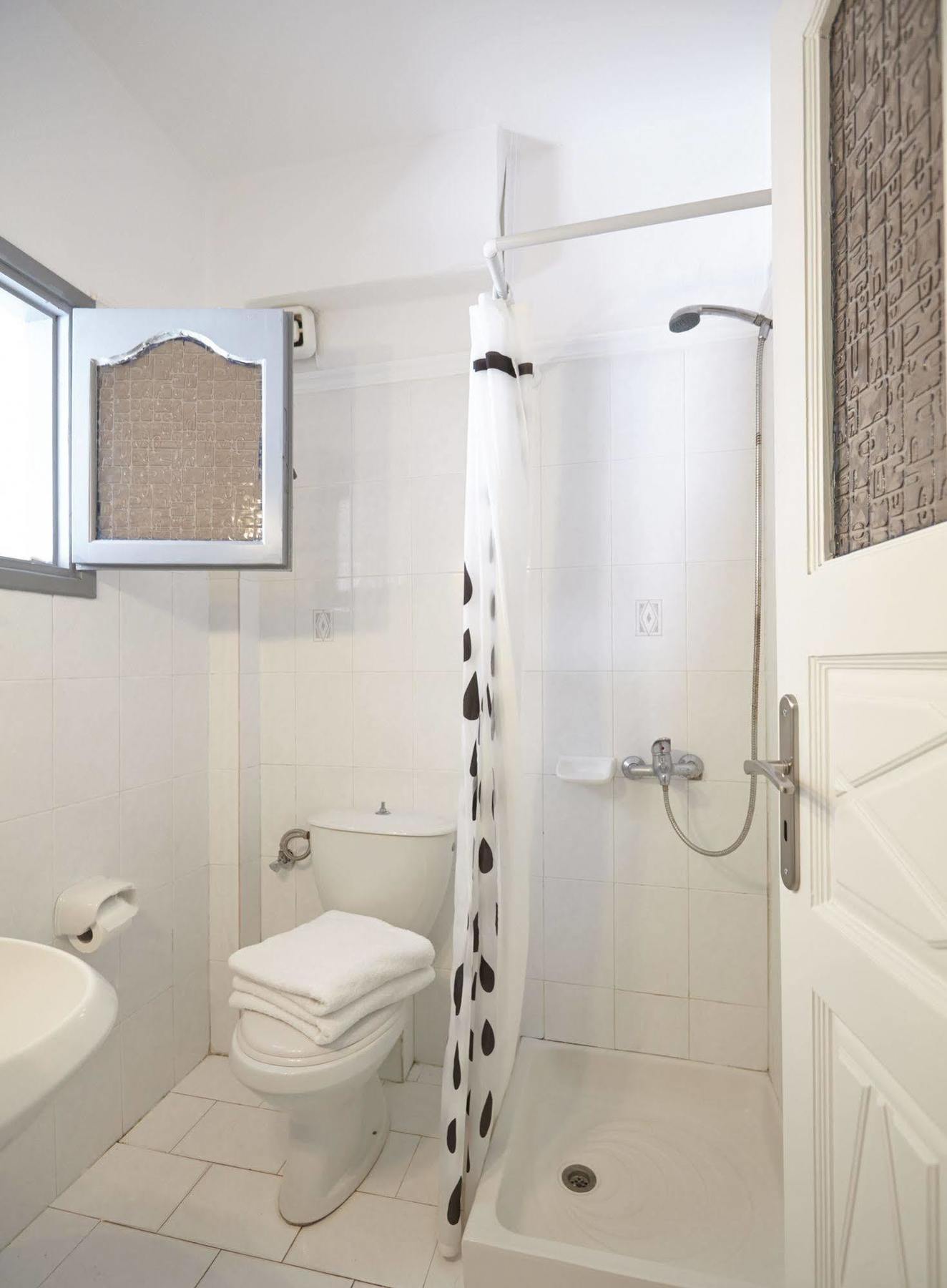 Fenix Hotel Периса Екстериор снимка