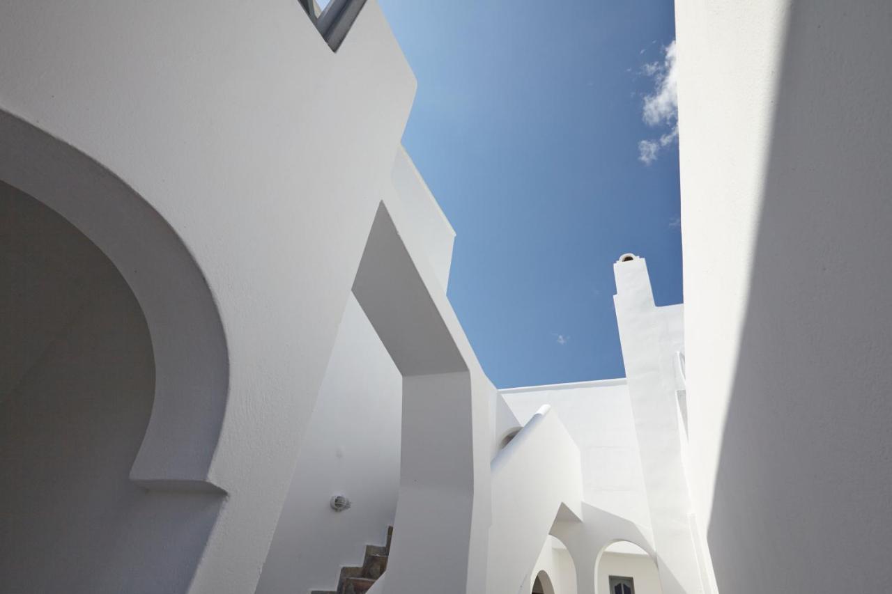 Fenix Hotel Периса Екстериор снимка